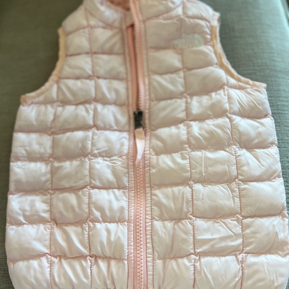 The North Face Pink Quilted Vest - Picture 3 of 4